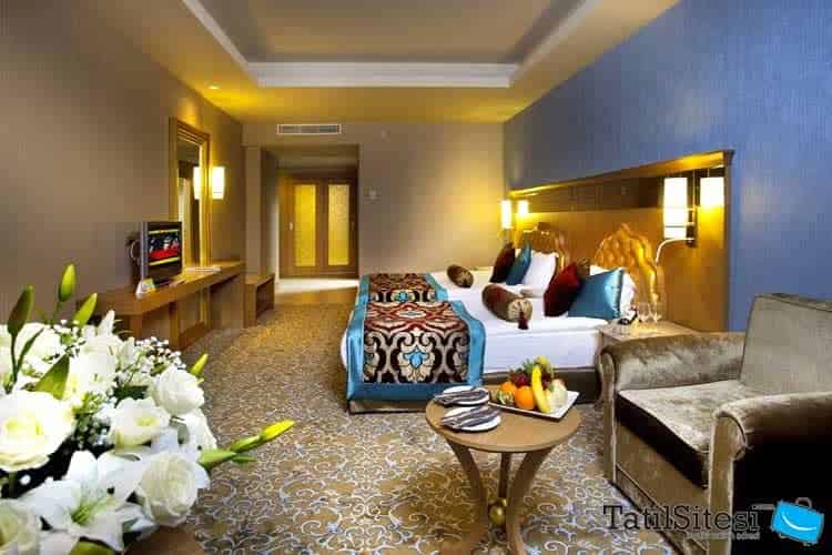 Royal Holiday Palace